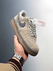 本地200NikeAirForce1HIGHxReigningChamp打造卫冕冠军联名款空军百搭休闲中帮板鞋后跟3M反光设计内置全掌气垫货号AA1117118尺码363653753838539404054142425434445