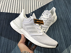 阿迪达斯ub603645