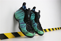 耐克NIKEAirFoampositeOnePro耐克喷泡系列NikeAirFoampositeOneNorthernLights货号840559001耐克极光喷