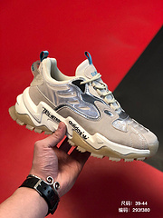 尺码3944品牌阿迪达斯Adidas简介Adidas时尚新品磨砂皮面拼接复古休闲老爹鞋编码293f380